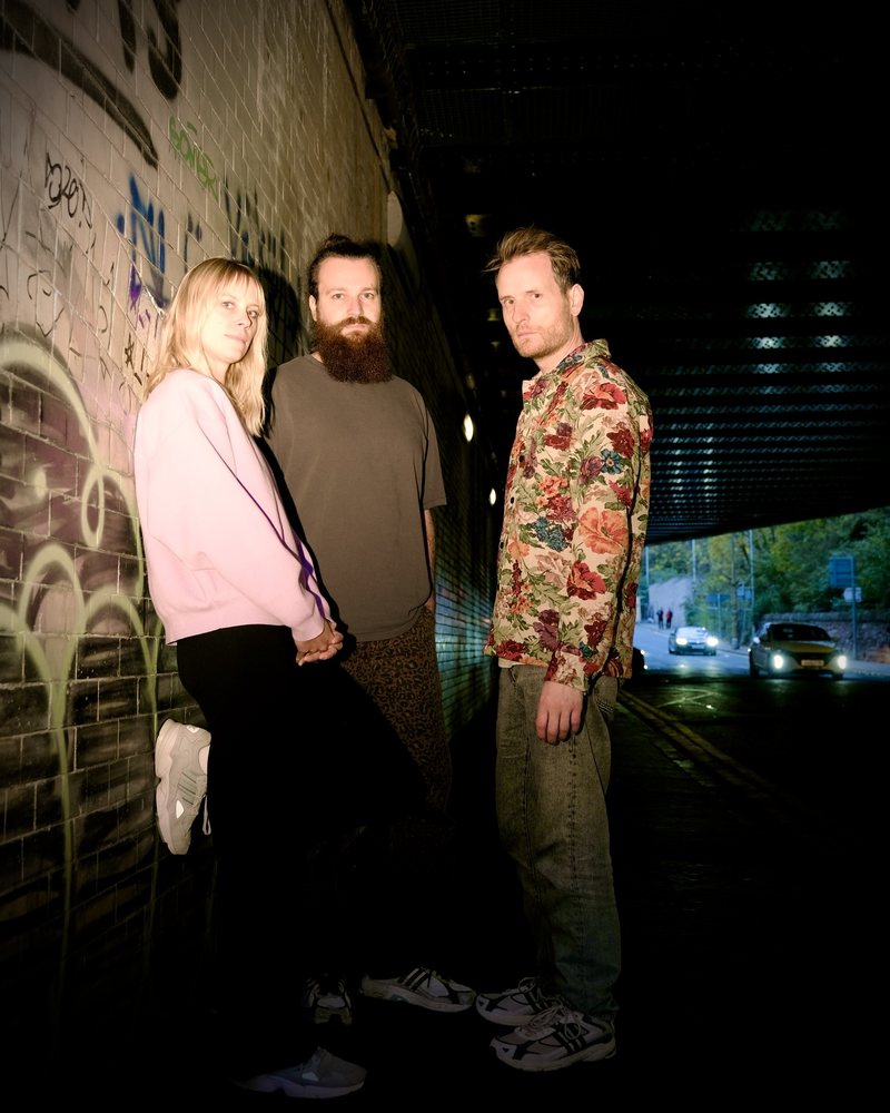 Bye Bye Maxwell: Sandy, Flo and B&auml;nz